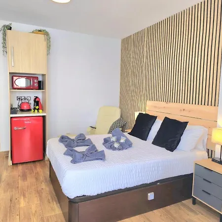 公寓 The Harmony Luxe Center With Seasonal Pool Free Wifi And Netflix By Namaste Elite 托雷莫利诺斯