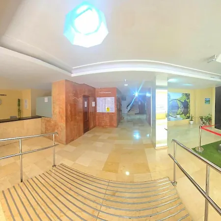The Harmony Luxe Center With Seasonal Pool Free Wifi And Netflix By Namaste Elite 托雷莫利诺斯
